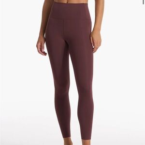 Vuori Women's High-Rise Plum Leggings